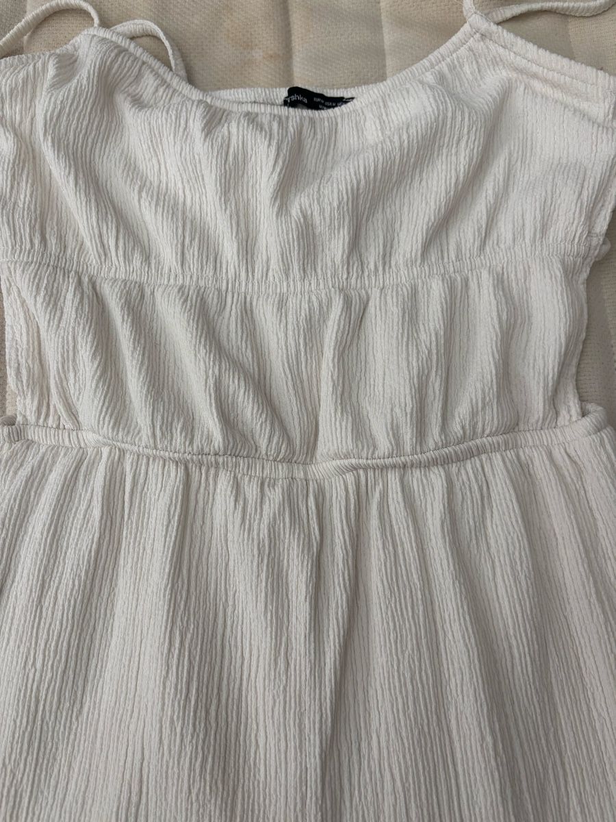 Bershka Robes: Combinaison  – Neuf avec emballage d'origine à Monthey par mon_sgm8