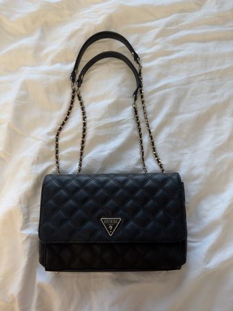 Guess Handtasche, schwarz, neuwertig, Top Zustand!