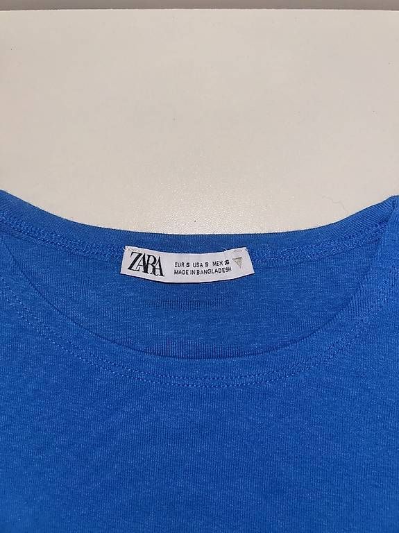 Tops: ZARA Blaues Top Eng Figurbetont Gr. S – Gebraucht aus winterthur von HappyFindsCH 1