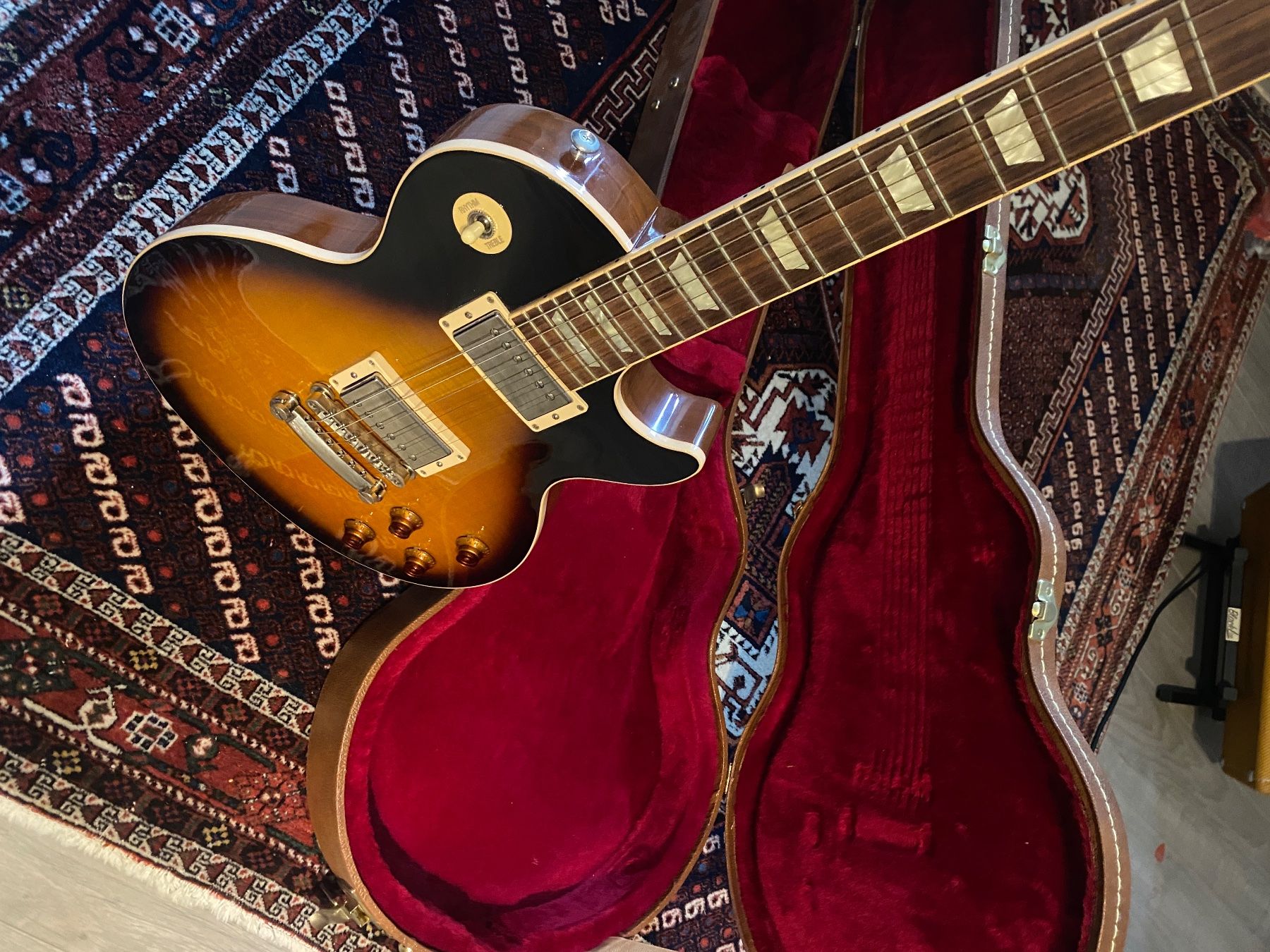 Gibson Musikinstrumente: Gibson Les Paul traditional – Gebraucht aus Les Charbonnières von bap_s68x 7