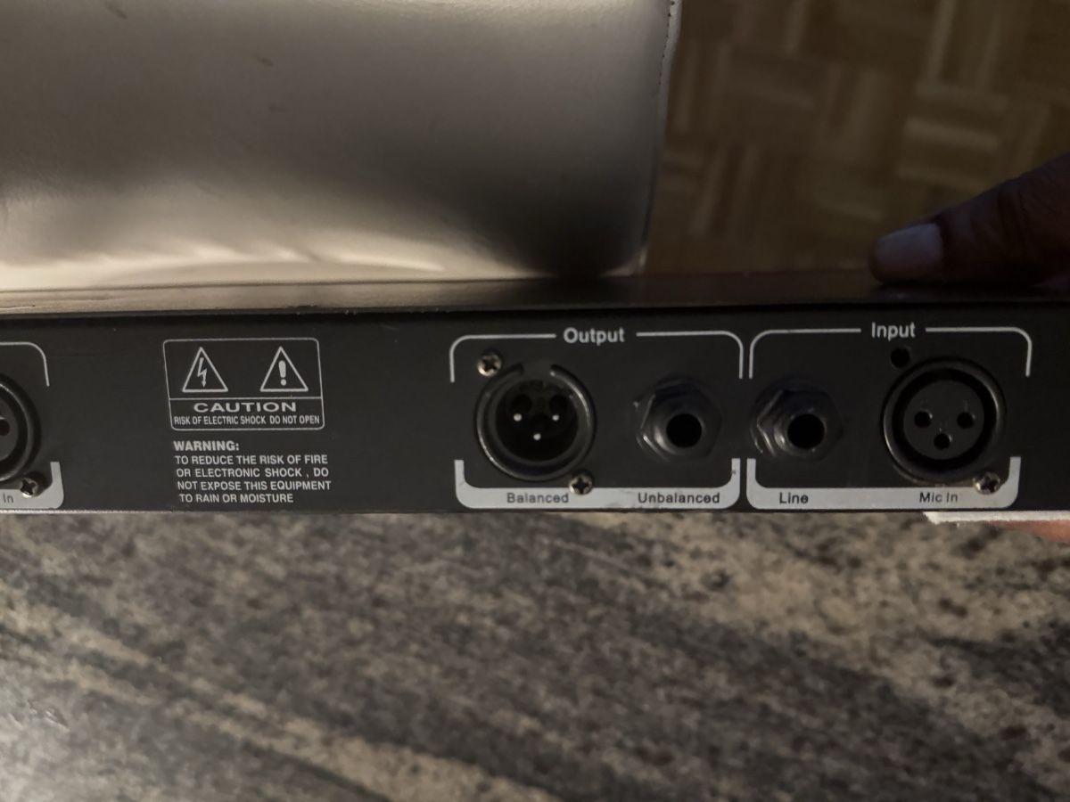 Amplificatori: SM Pro TB 202 Tube pre amp. – Difettoso da Wabern venduto da Sunlight777 2