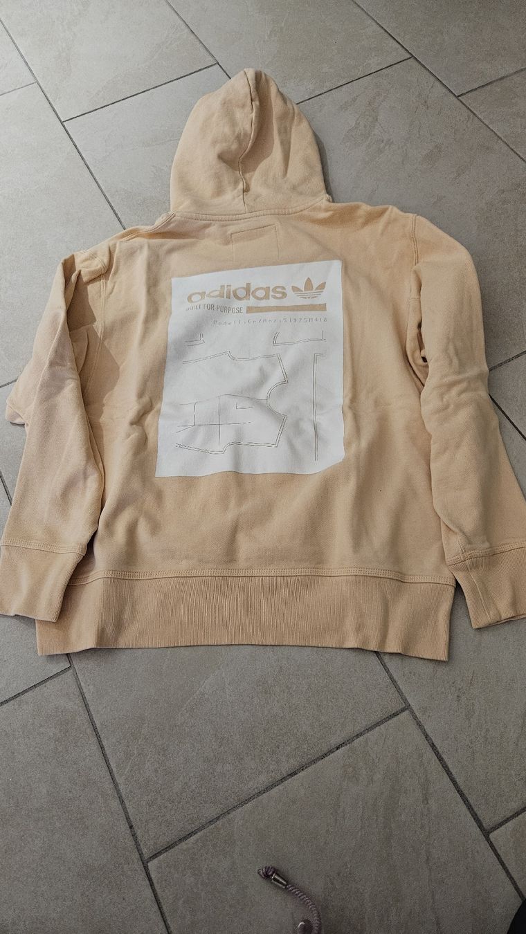 Adidas Maglioni & Felpe: Hoodie Adidas – Usato da Rikon im Tösstal venduto da fragolina40 1