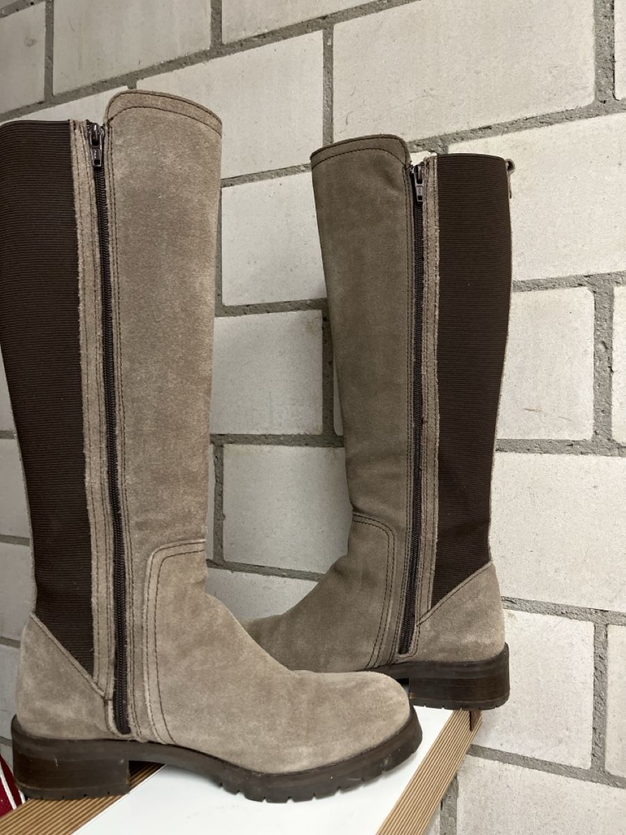 Scarpe da donna: Italian Suede Stiefel Gr. 38 – Usato da Mettmenstetten venduto da Robbarob 4