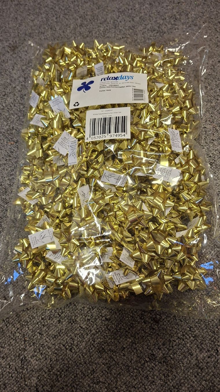 Tutte le decorazioni: Geschenkschleifen, 200 stk., goldig – Nuovo e nell'imballaggio originale da Kriens venduto da Wolly85 1