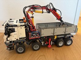 Lego Technic Mercedes-Benz Arocs 3245 42043 gebraucht