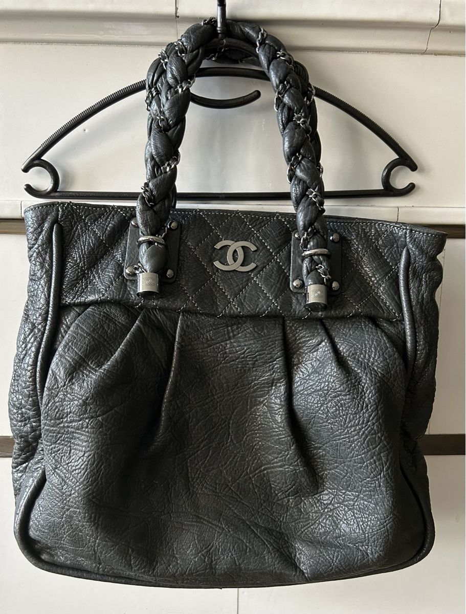Chanel Borse da donna: Traumhafte Chanel Tasche – Usato da Basel venduto da Sachertorte