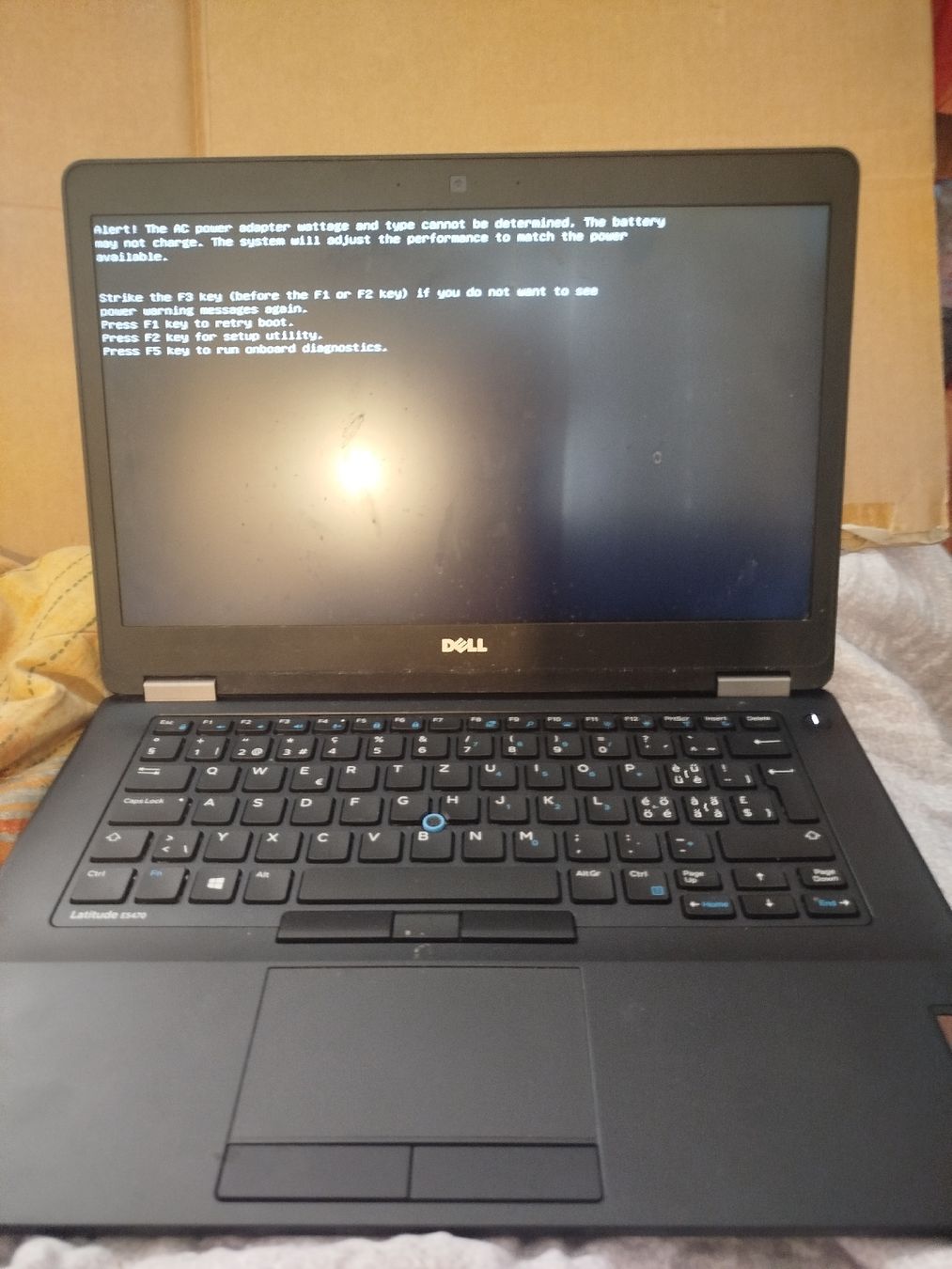 Dell Notebooks: Dell Latitude E5470 Core i5 defekt – Defekt aus Unterägeri von Helveti 3