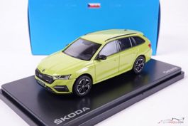 Skoda Octavia IV Combi RS seit 2020 hellgrün  1:43 von Abrex