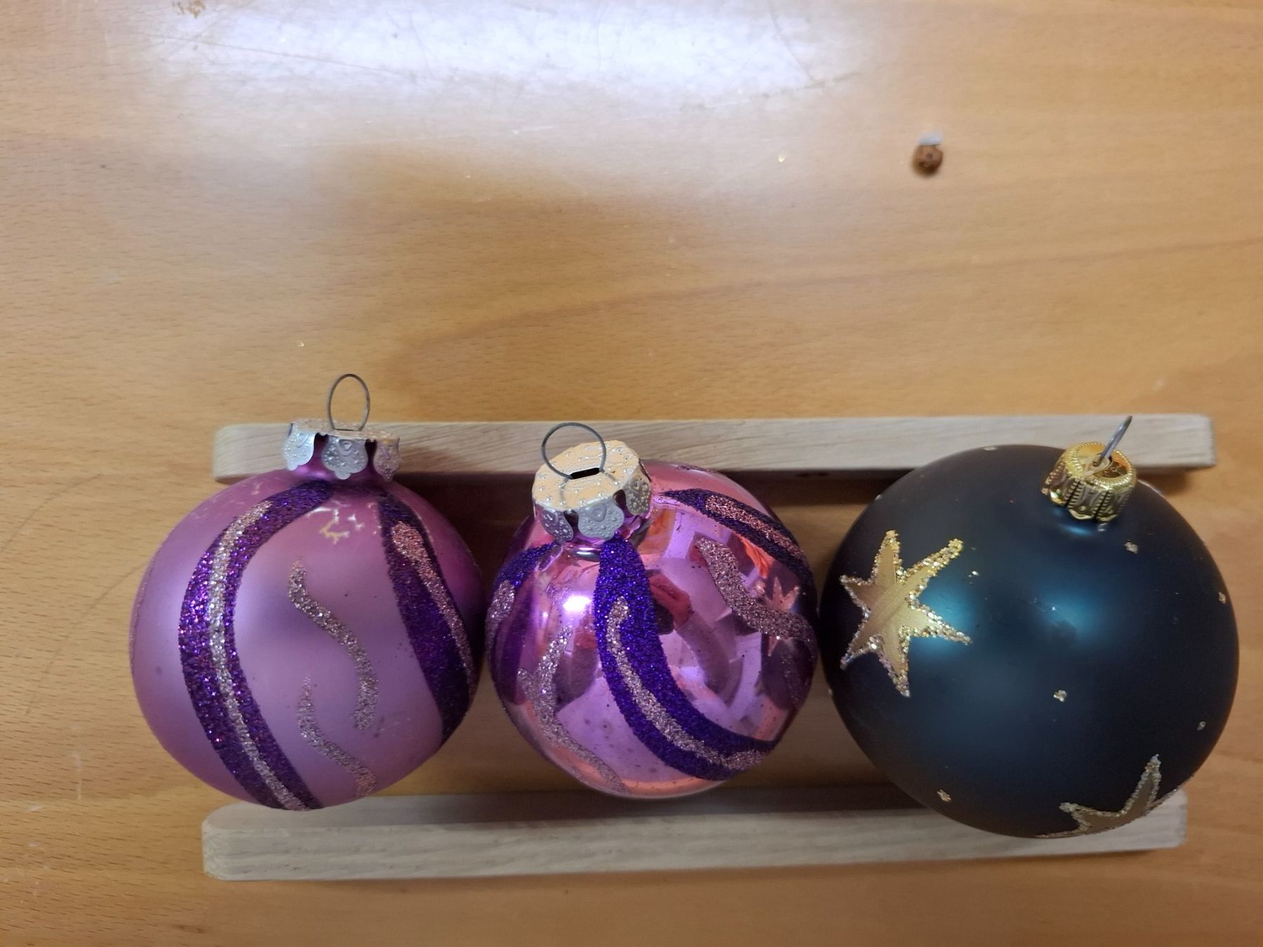 Tutte le decorazioni: alte Weihnachtskugeln und Stern – Usato da Dietikon venduto da oldi53 3