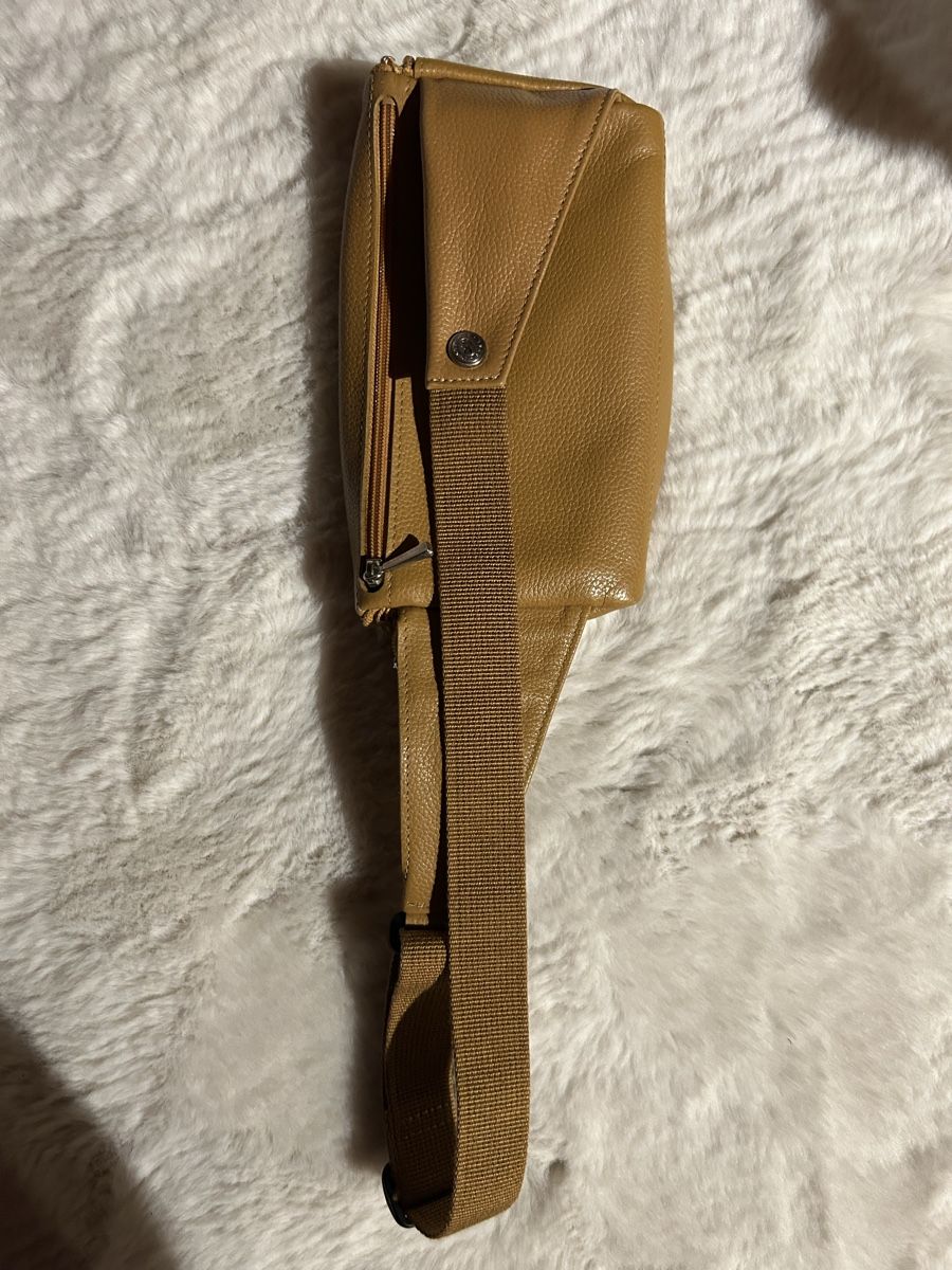Longchamp Borse da donna: Longchamp Bauchtasche Leder Camel  – Nuovo (secondo la descrizione) da Aeschi b. Spiez venduto da davidS744 4