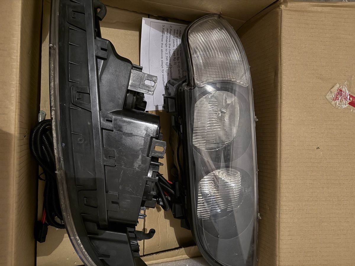 BMW Toutes les pièces auto: BMW E39 Scheinwerfer – D'occasion à Sils im Domleschg par Exar93