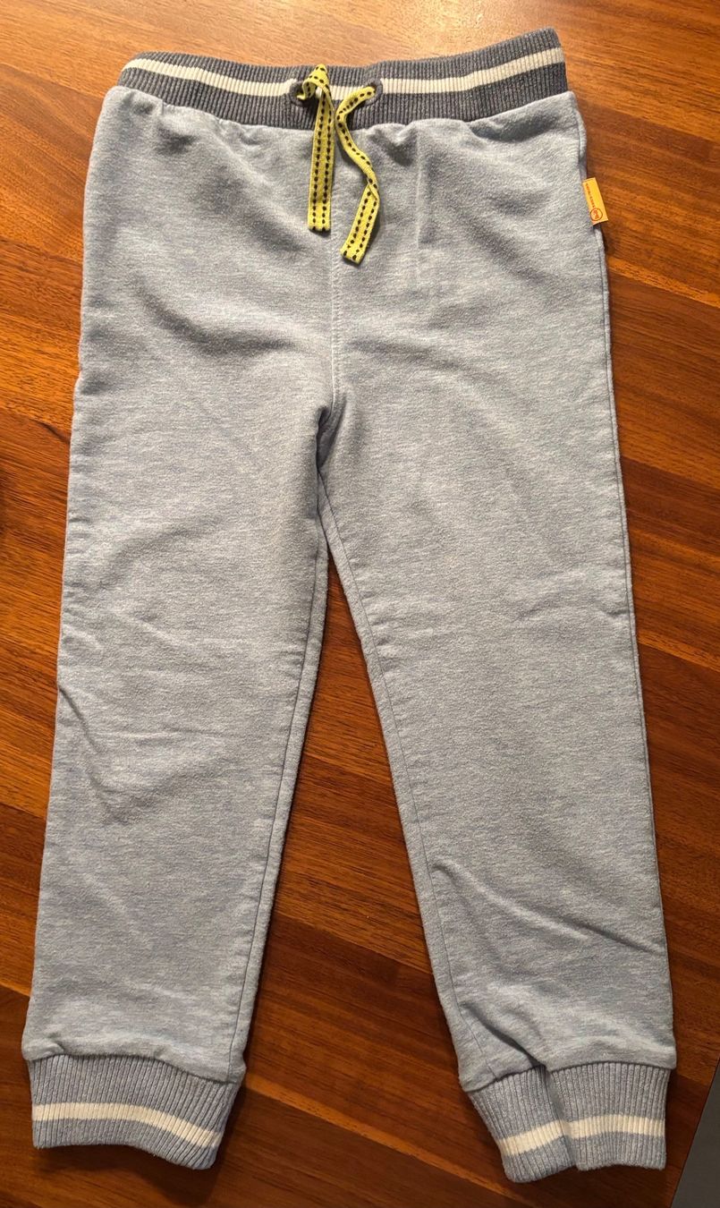 Lotti & Set di vestiti: Steiff Jungen Jogging Kombi 110/116 – Usato da Zollikon venduto da d_grabher 3