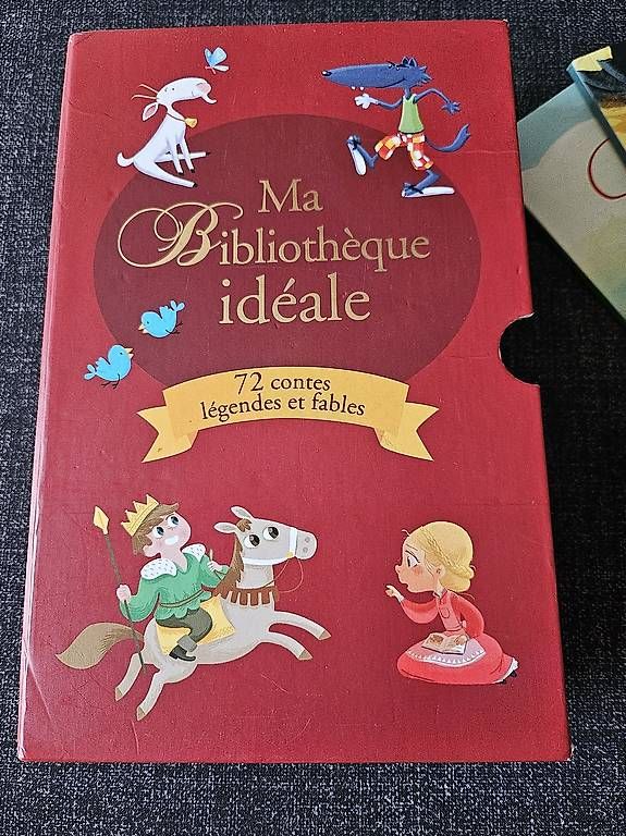 Libri: Coffret contes et fables – Usato da Fully venduto da cvivi75 3