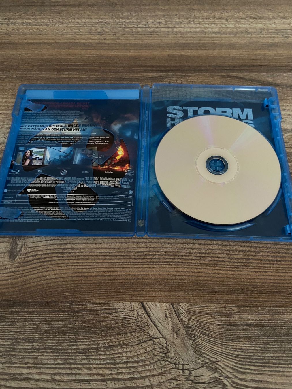 Alle DVDs: STORM HUNTERS Blu-ray Top Zustand! – Gebraucht aus Hasle LU von P89erni01 3