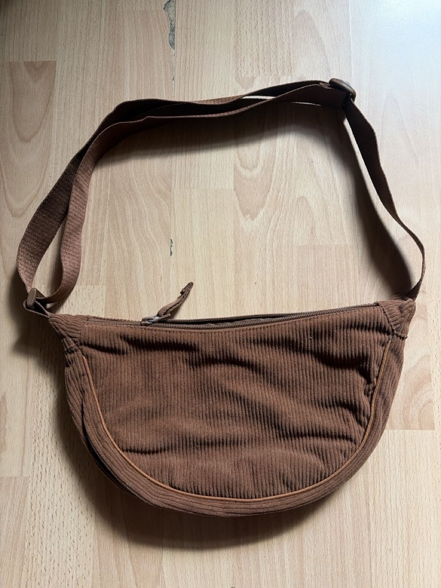 Taschen: Tasche – Gebraucht aus Bern von mil_25l6