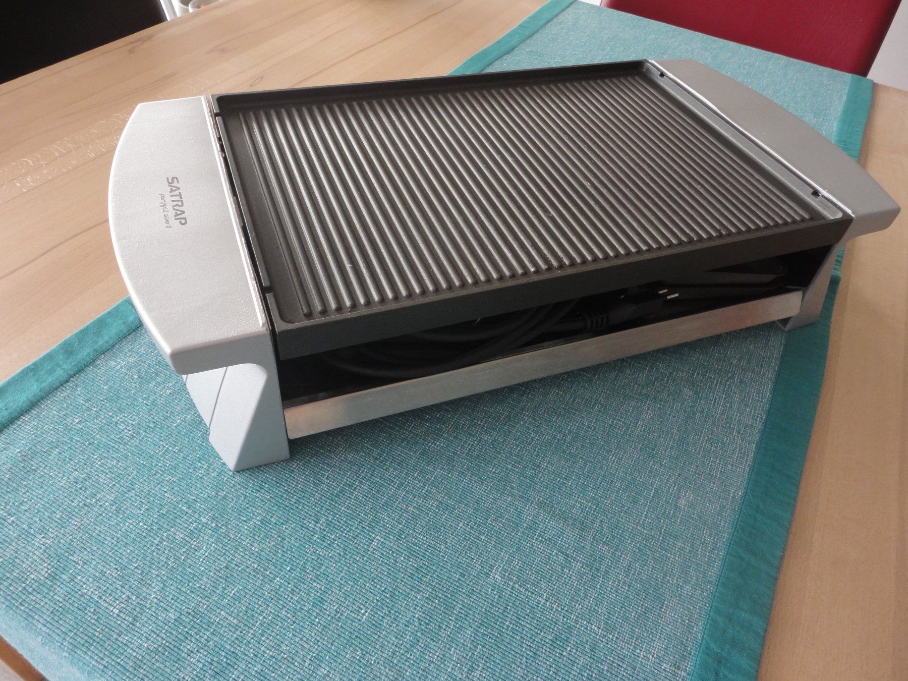 Grills: Tischgrill Satrap – Gebraucht aus Birmensdorf ZH von res_wh2b 1