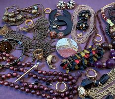 Schmuck Set / Lot Antique Glam – 50 Artikel – Vintage