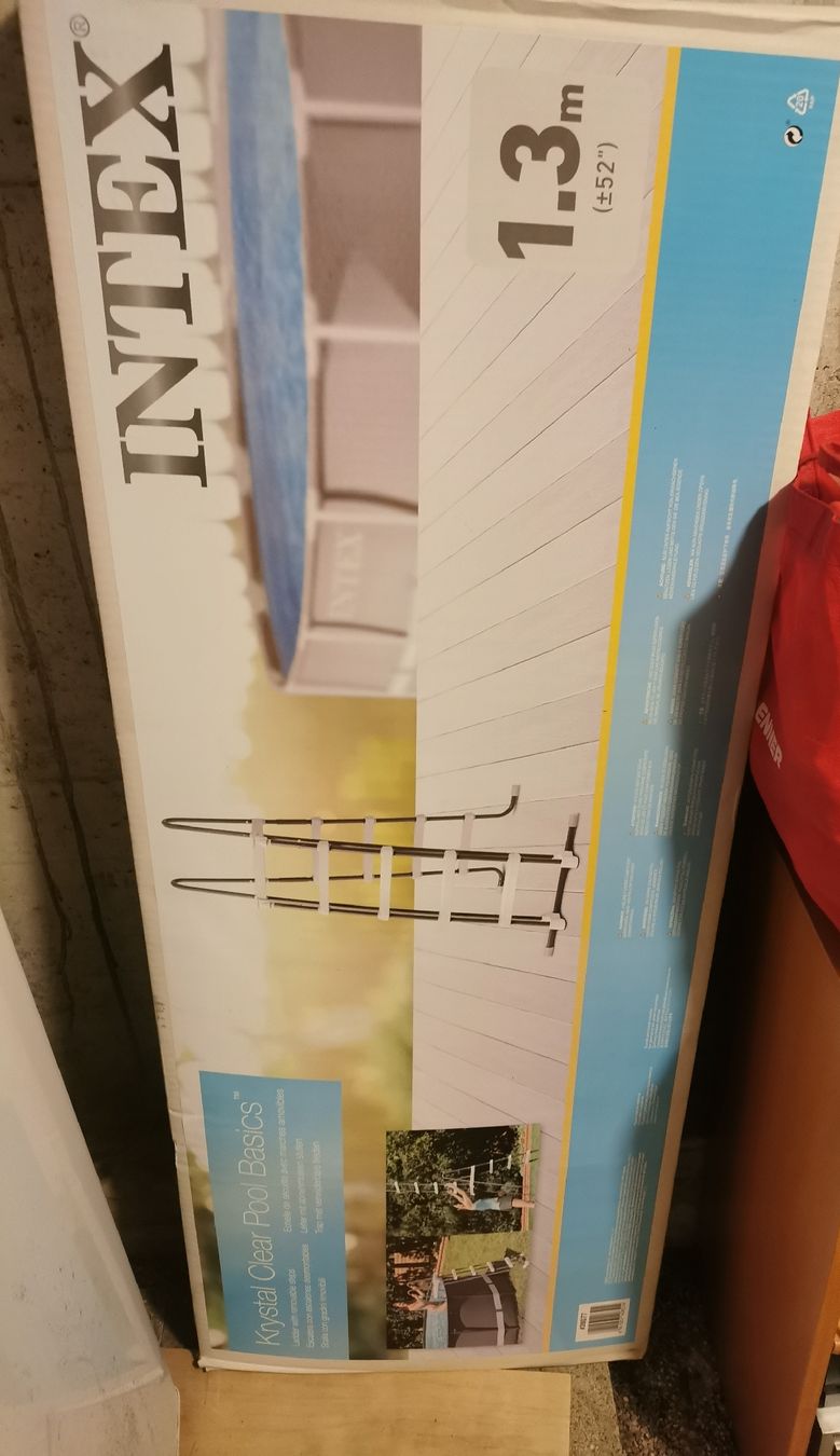 Intex Piscines: INTEX Leiter 1.3m neu – Neuf avec emballage d'origine à Sumiswald par ger_w7rs