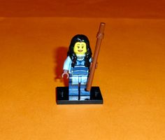 Lego Ninjago / Minifigur njo0288 Maya mit Standplatte + Stab