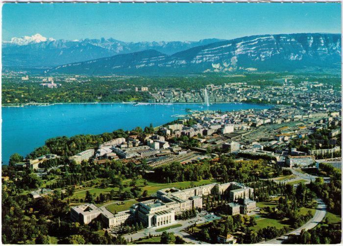Cartes postales: Genf / Genève  - Le Palais des Nations – D'occasion à Binningen par Mountainrider