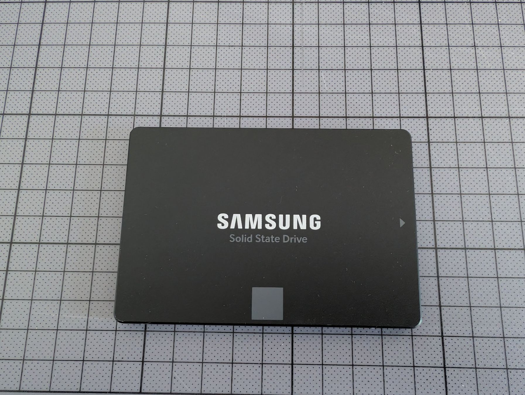 Samsung Harddisks: Samsung 870 EVO 2TB – Gebraucht aus Delémont von breacH 1