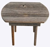 Beistelltischli in verwittertem Holz