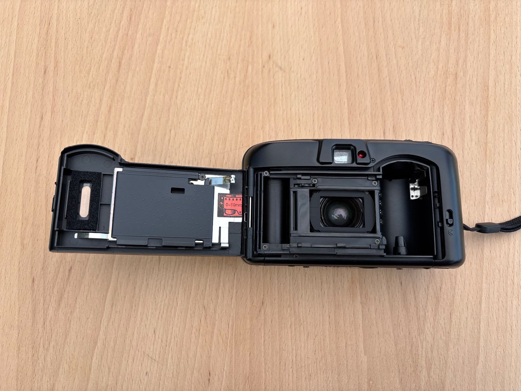 Nikon Fotocamera: Nikon Zoom 200 AF Kamera – Usato da Feldbach venduto da Olive1 8
