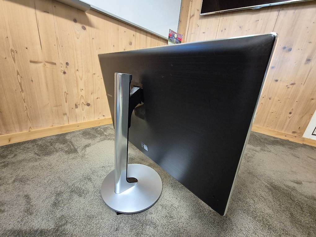 Ecrans: Samsung SyncMaster S27B970D – D'occasion à Schwyz par Mega_11 1