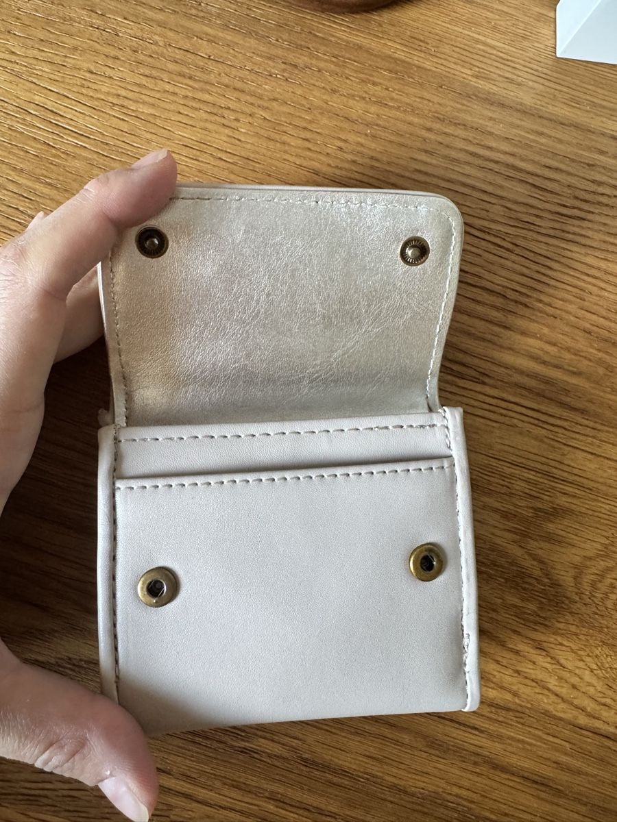 Guess Brieftaschen: Portafoglio Guess originale – Gebraucht aus Pfäffikon ZH von mar_z6c5 1