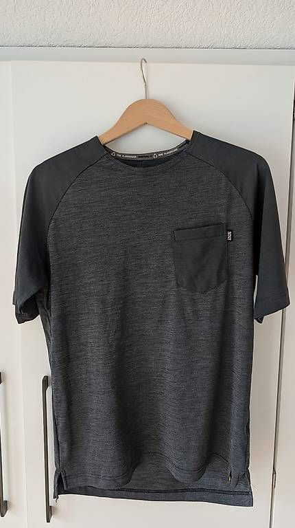 Canottiere & Pantaloni: iXS Bike Shirt M – Usato da Gretzenbach venduto da Ursmue 1