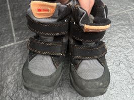 Schuhe gefüttert mit 80% echter Schurwolle Gr. 23