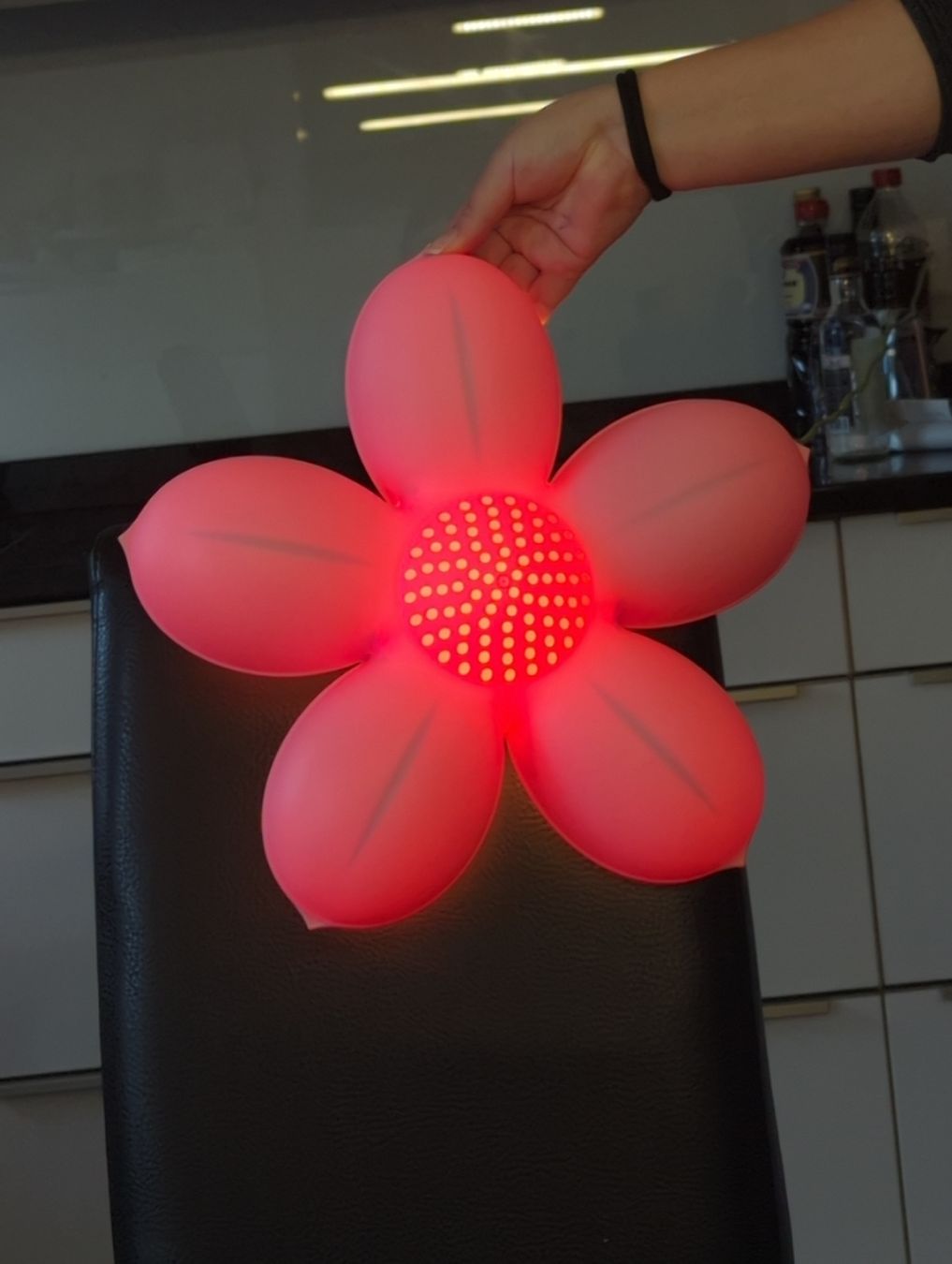 Ikea Lampen: Süsse rosa Blume Kinderzimmerlampe – Gebraucht aus Bülach von Cat_2.5 1