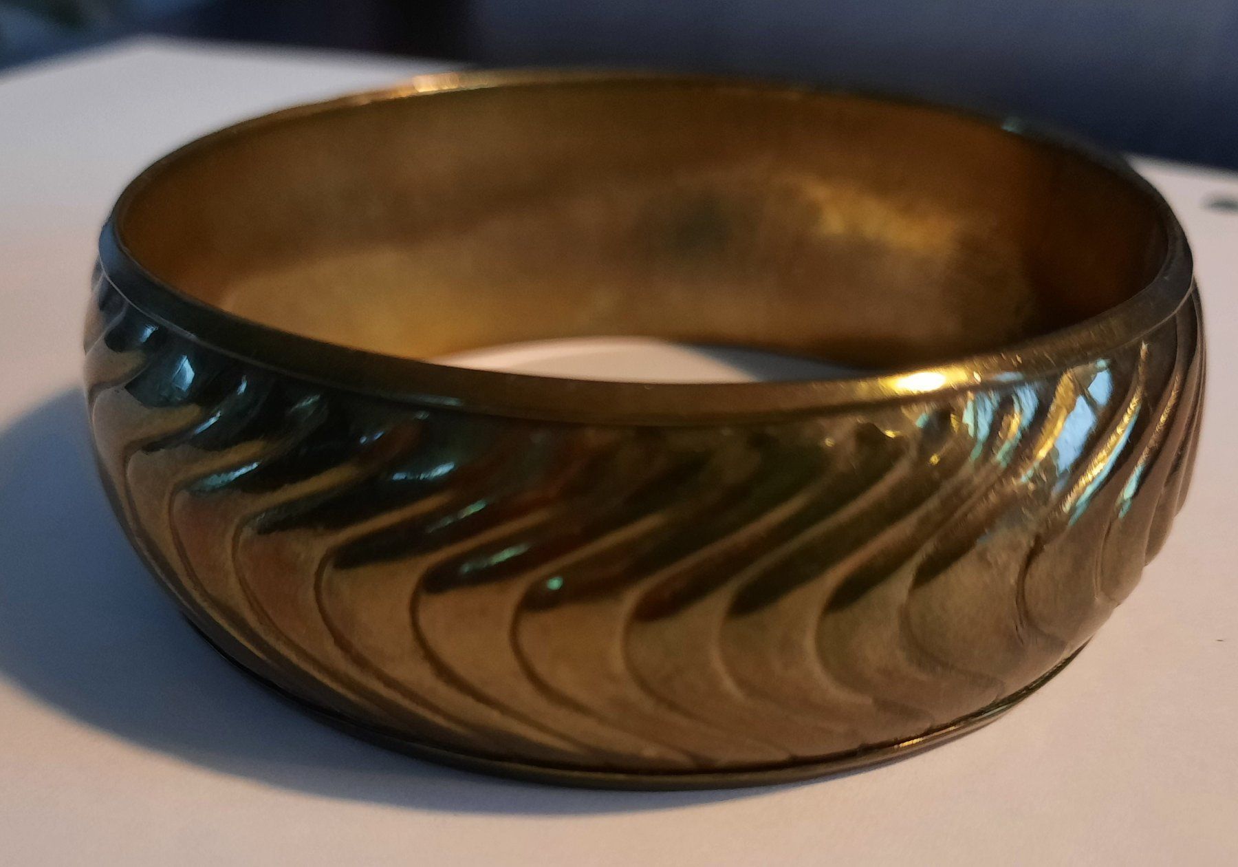 Armbänder & -reifen: Armreif; Messing, Breite 3cm, D 7cm – Gebraucht aus Herrliberg von AlexandraBopp 1