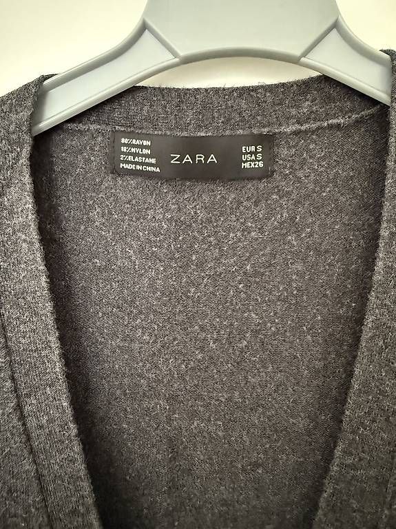 H&M Maglioni & Felpe: H&M Pullover in Dunkelgrau in S – Usato da Altendorf venduto da Anjapple 1