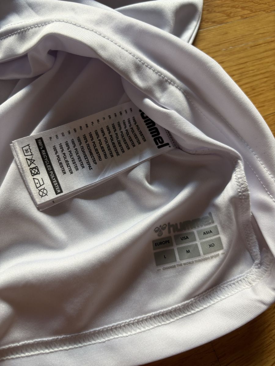 Hummel Leibchen & Hosen: Fussballtrikot Sunderland mit Jobe 7 – Gebraucht aus Winterthur von Domihofmann 2