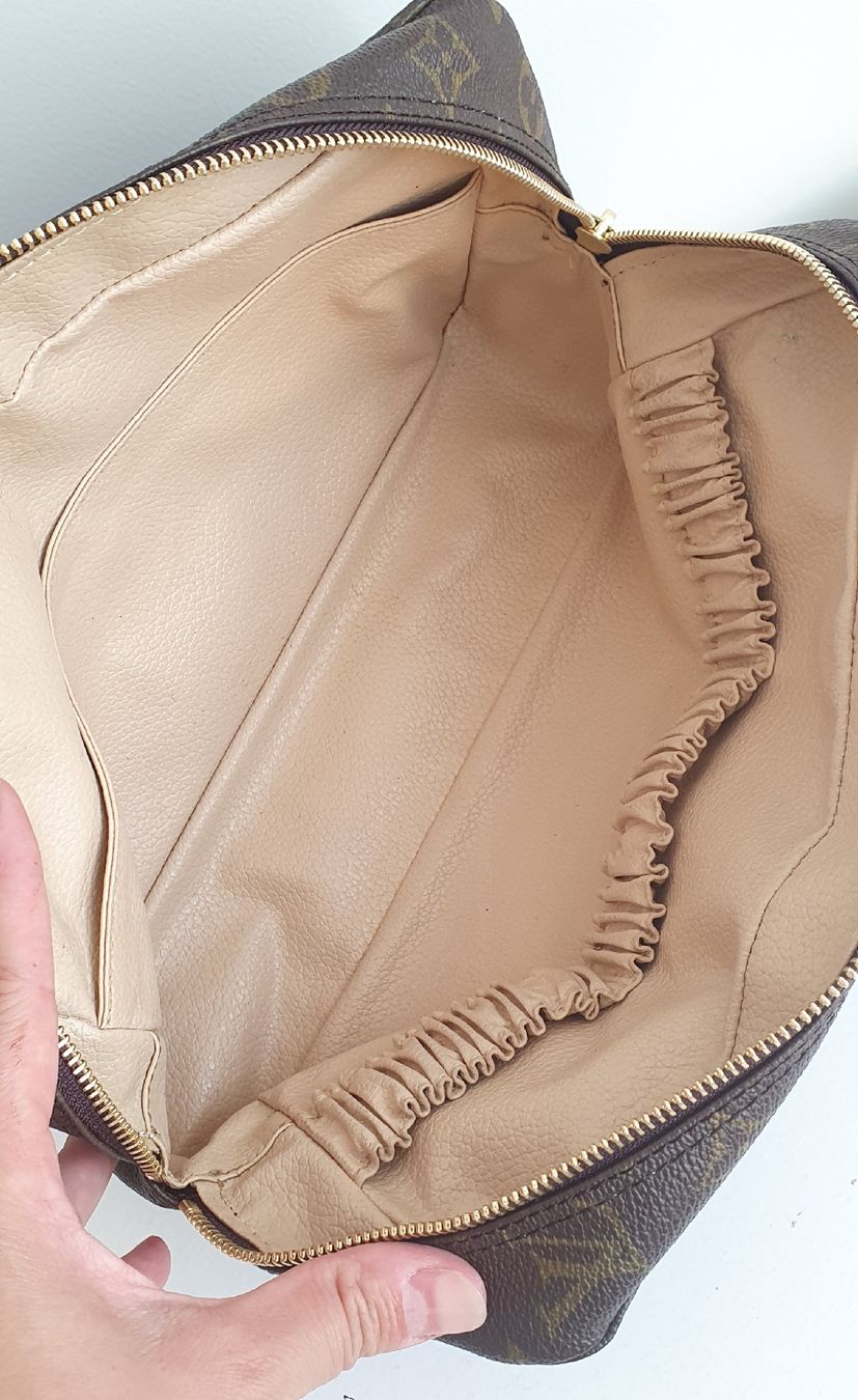 Louis Vuitton Kosmetikkoffer: Louis Vuitton Necessaire GM Gross Monogram Canvas. – Gebraucht aus Niederteufen von Mira_72 6