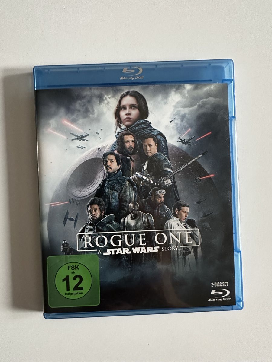 Tutti i DVDs: Star Wars Rogue One Blue-Ray – Usato da Bern venduto da XXM38
