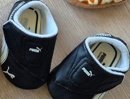 Süsse Baby Puma Schuhe  Grösse EUR 17 (ca. 10cm)