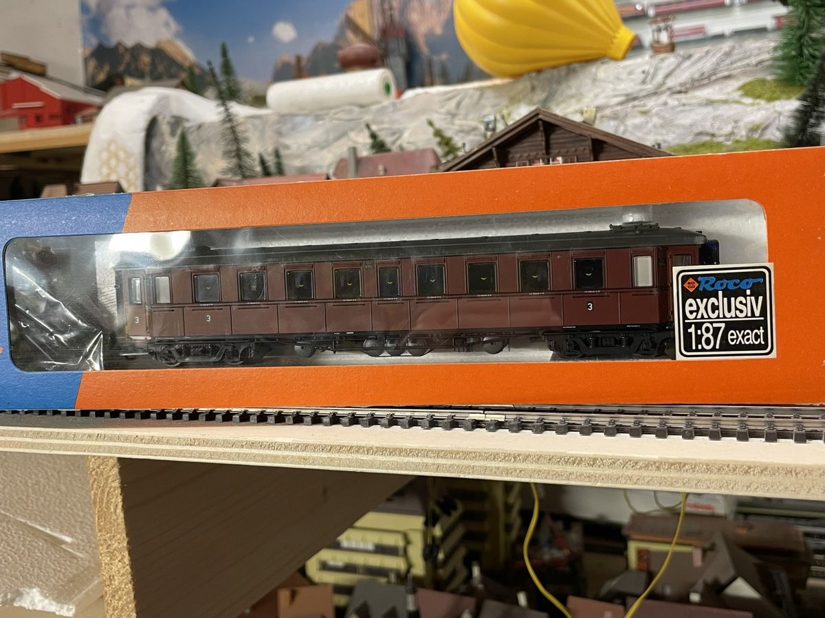 Roco Modellini di ferrovie: Roco Personenwagen – Nuovo e nell'imballaggio originale da Gossau SG venduto da Krokodil344 8