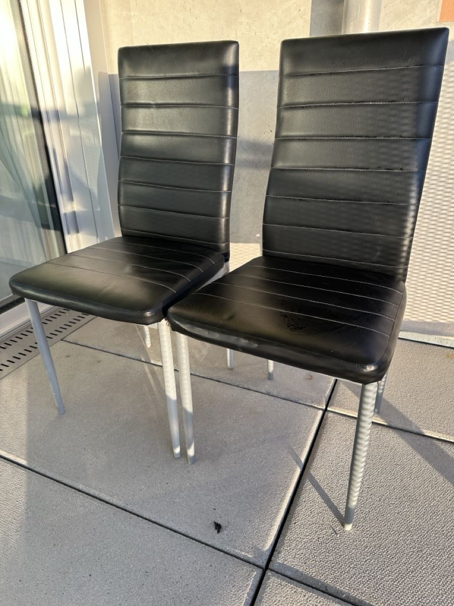 Sedie: 2x Black Chairs – Usato da Gattikon venduto da Sarahs_Schatzkammer