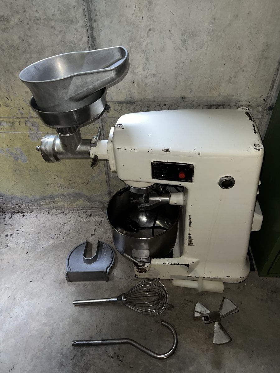 Tutte le macchine: Lips Junior Rührwerk Teigmschine – Usato da Winterthur venduto da cnc27 6