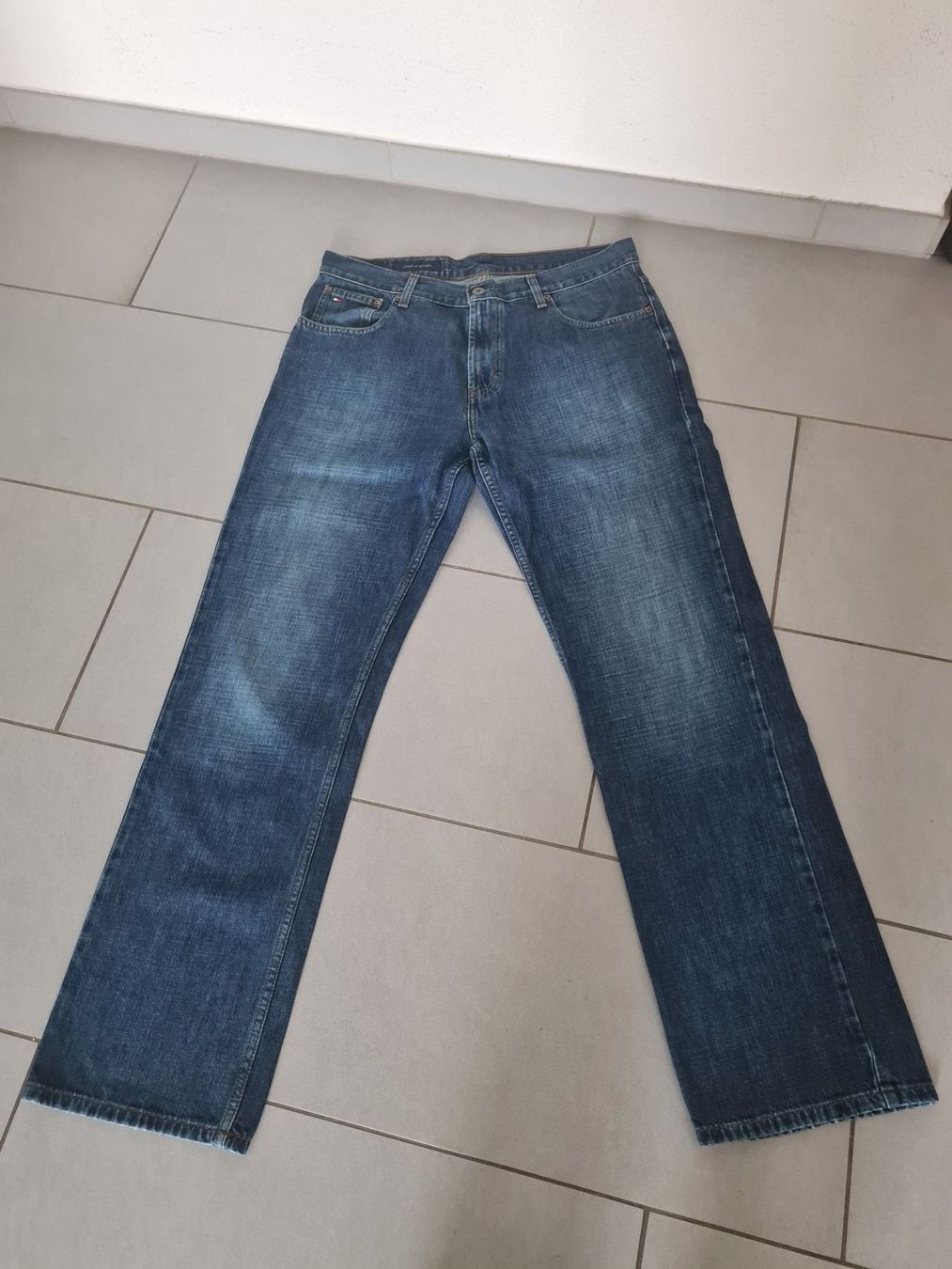 Tommy Hilfiger Jeans: Jeans Tommy Hilfiger gr. 32 32 – Usato da Boswil venduto da i12i
