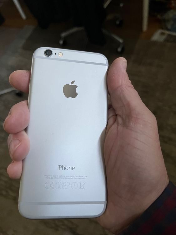 Apple Telefoni cellulari / Smartphones: iPhone 6 64GB – Usato da Rotkreuz venduto da 4evermine 1