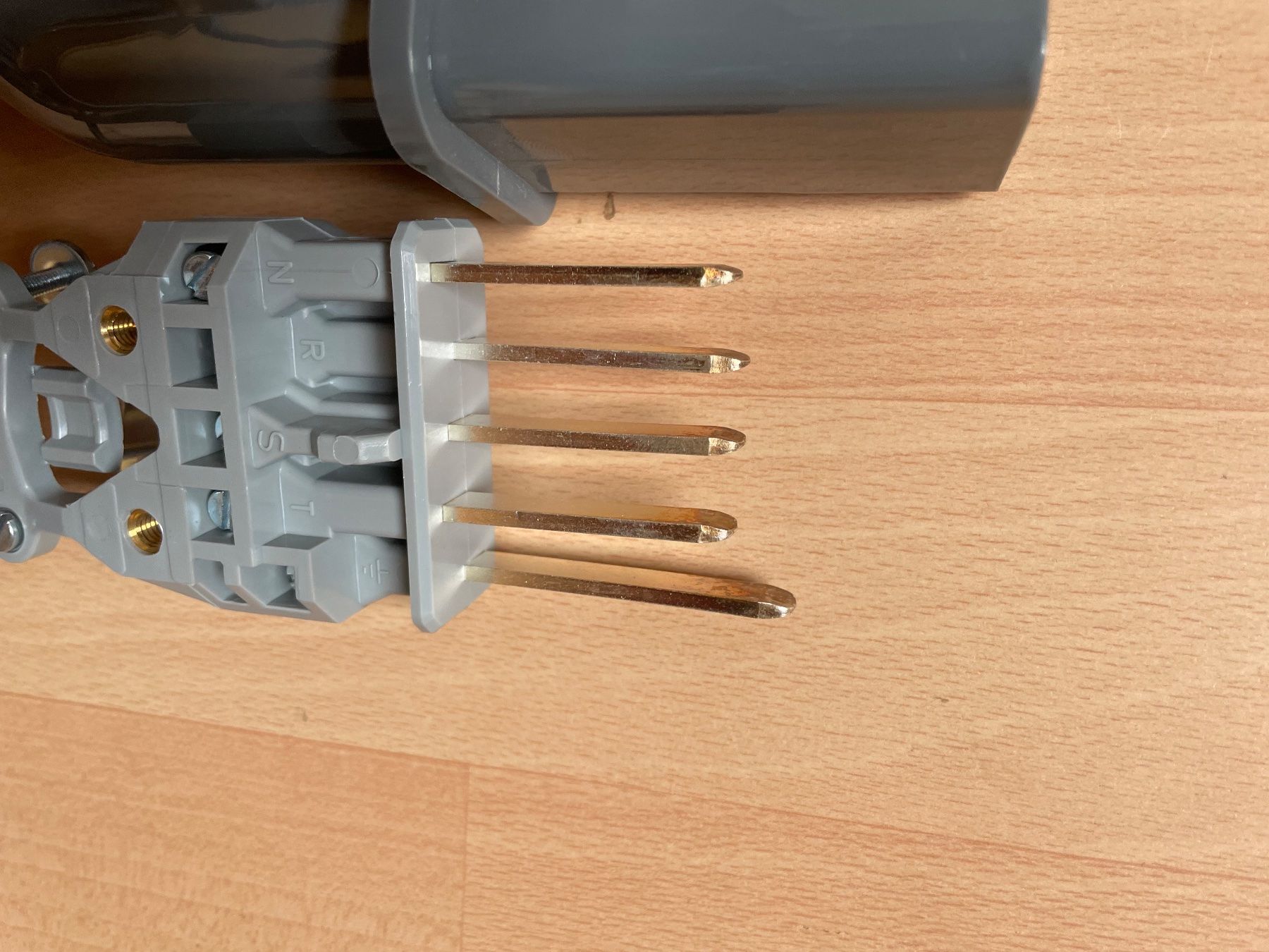 Spine: Stecker J25/5 Polig   NEU ungebraucht – Usato da Huttwil venduto da Bolpa 4