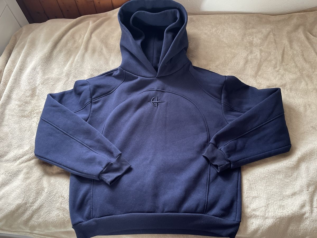 Pulls & Sweat-shirts: Hoodie von Manfinity Gr. S – D'occasion à Balsthal par Katzenfan99