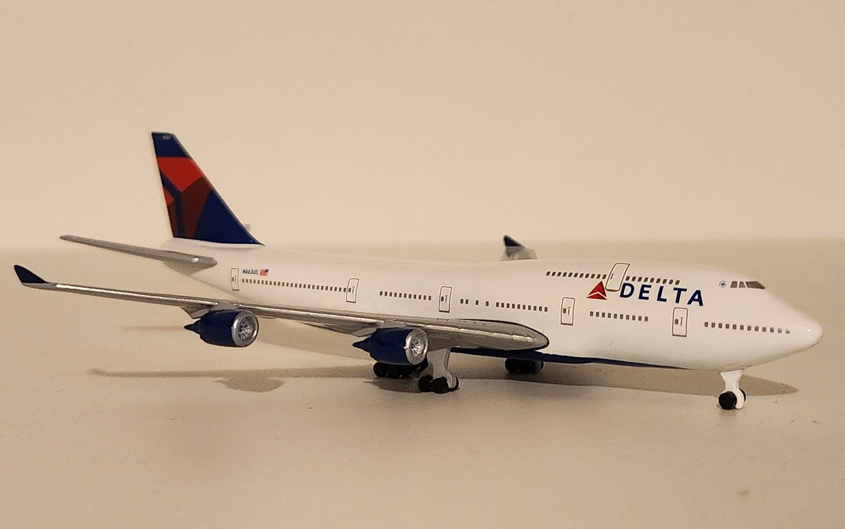 Schuco Kit di modellismo & Modellini statici: Schuco/Schabak 1/600 Delta Airlines – Usato da Wittenwil venduto da ced_q8j7 2