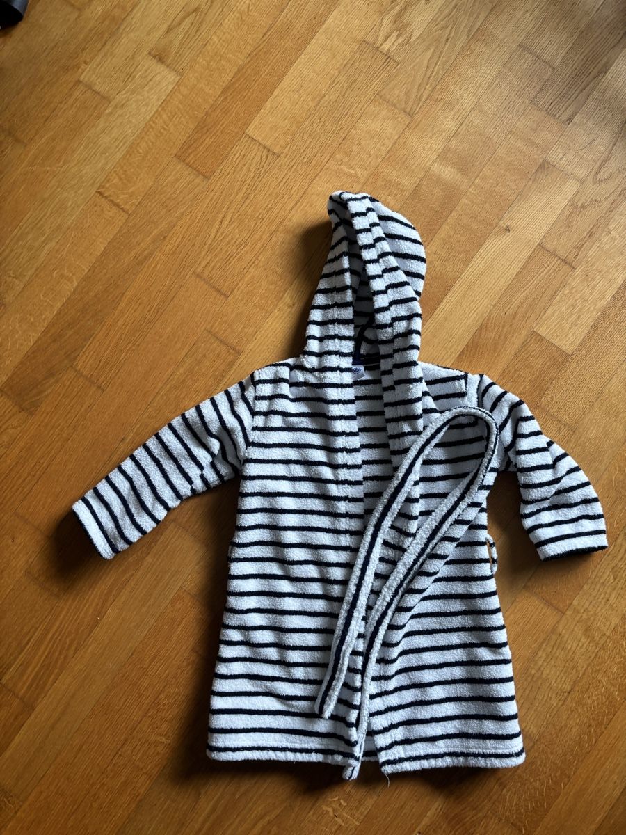 Petit Bateau Accappatoi: Petite Bateau Bademantel – Usato da Gattikon venduto da mueryma