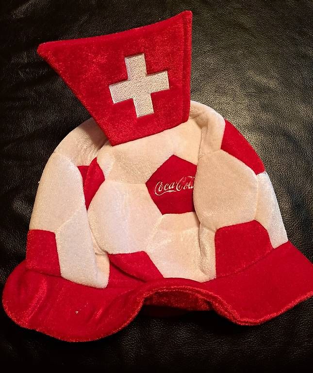 Copricapi, berretti & cappellini: Coca Cola Fan Hut – Usato da Stettlen venduto da jaf_2jh2 2