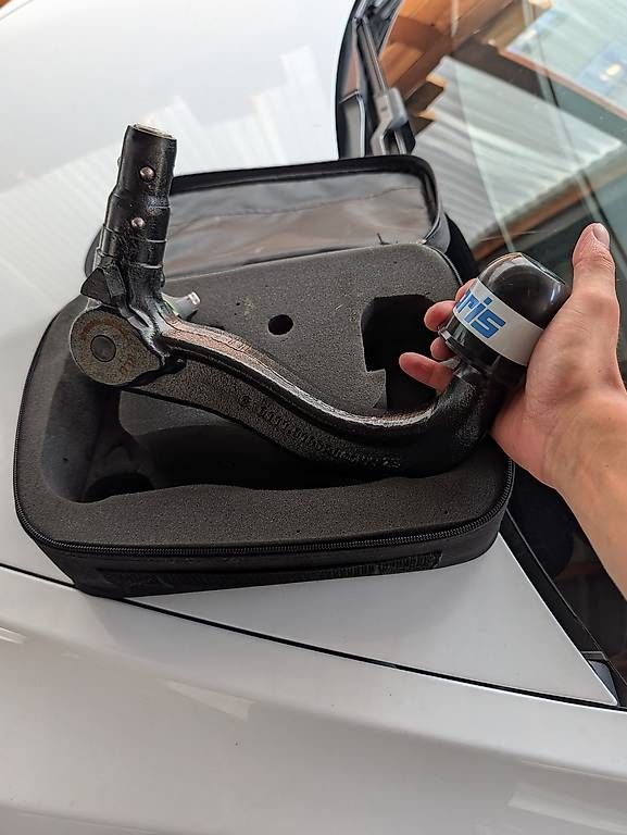 Attelages de remorque: Tesla Anhängerkupplung – D'occasion à Erstfeld par up. 2