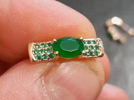 Ohrringe, Grüne Steinen, vergoldet 585, 2.5g